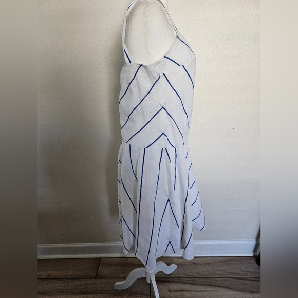 Lauren Ralph Lauren Women's 100% Linen White Blue Striped Midi Dress Sz 6. - Picture 6 of 16